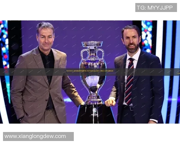 塔什干棉农与迪拜国民的激烈对决展现足球魅力与团队精神 塔什干棉农与迪拜国民的激烈对决展现足球魅力与团队精神